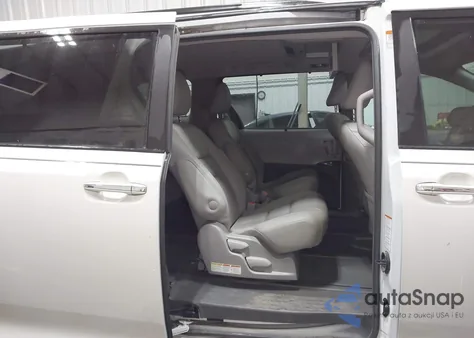 2019 Toyota Sienna Xle Premium 7 Passenger z USA, uszkodzony, nr VIN 5TDDZ3DC9KS214675